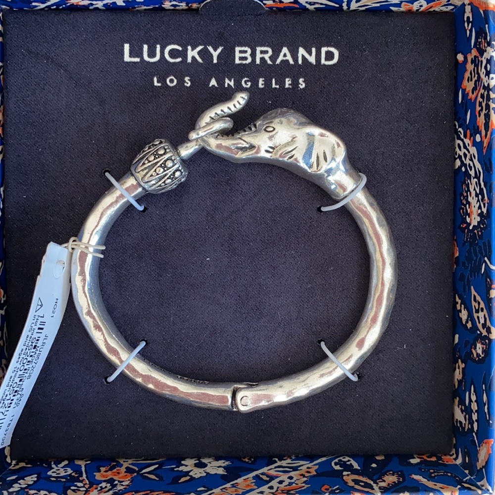 NWT Lucky Brand silver elephant bracelet